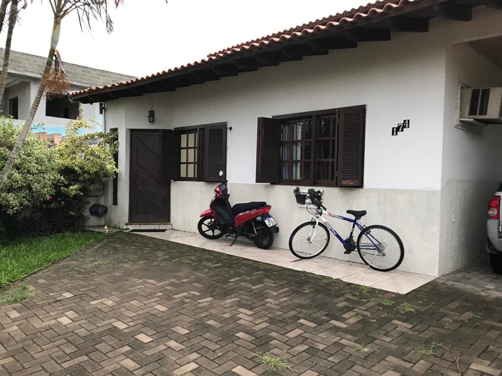 Casa 3 quartos à venda, 150m², Parque 35 - Guaíba
