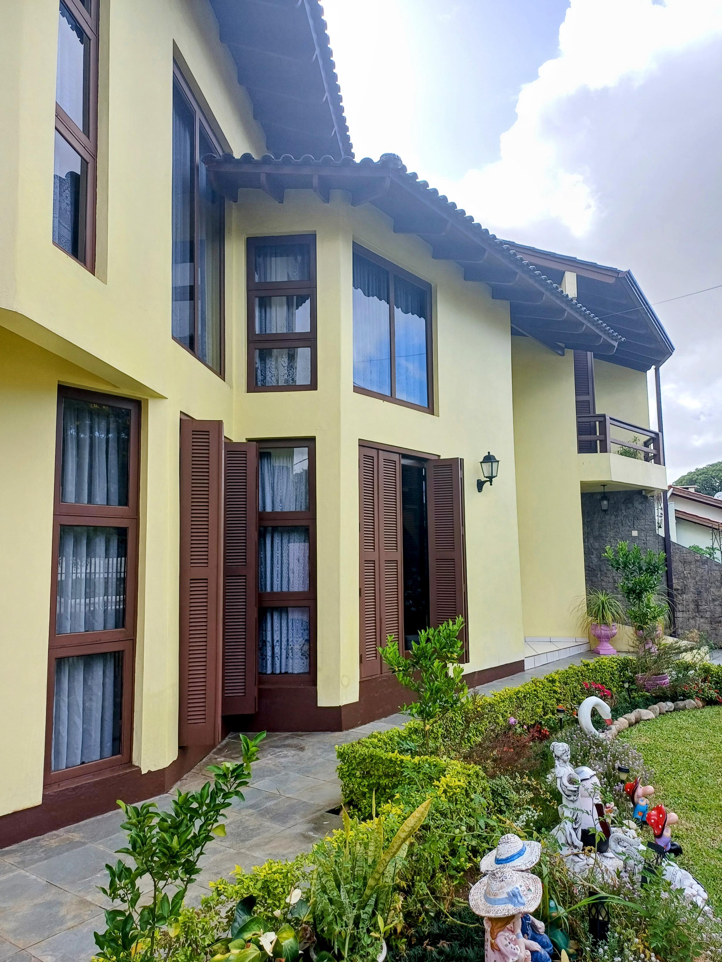 Sobrado 3 quartos à venda, 211m², Alegria - Guaíba