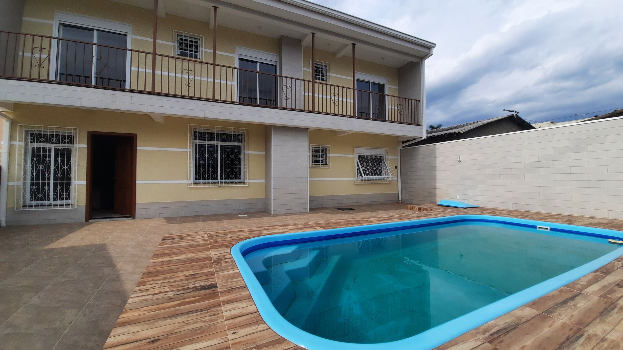 Sobrado 4 quartos à venda, 178m², Jardim dos Lagos - Guaíba