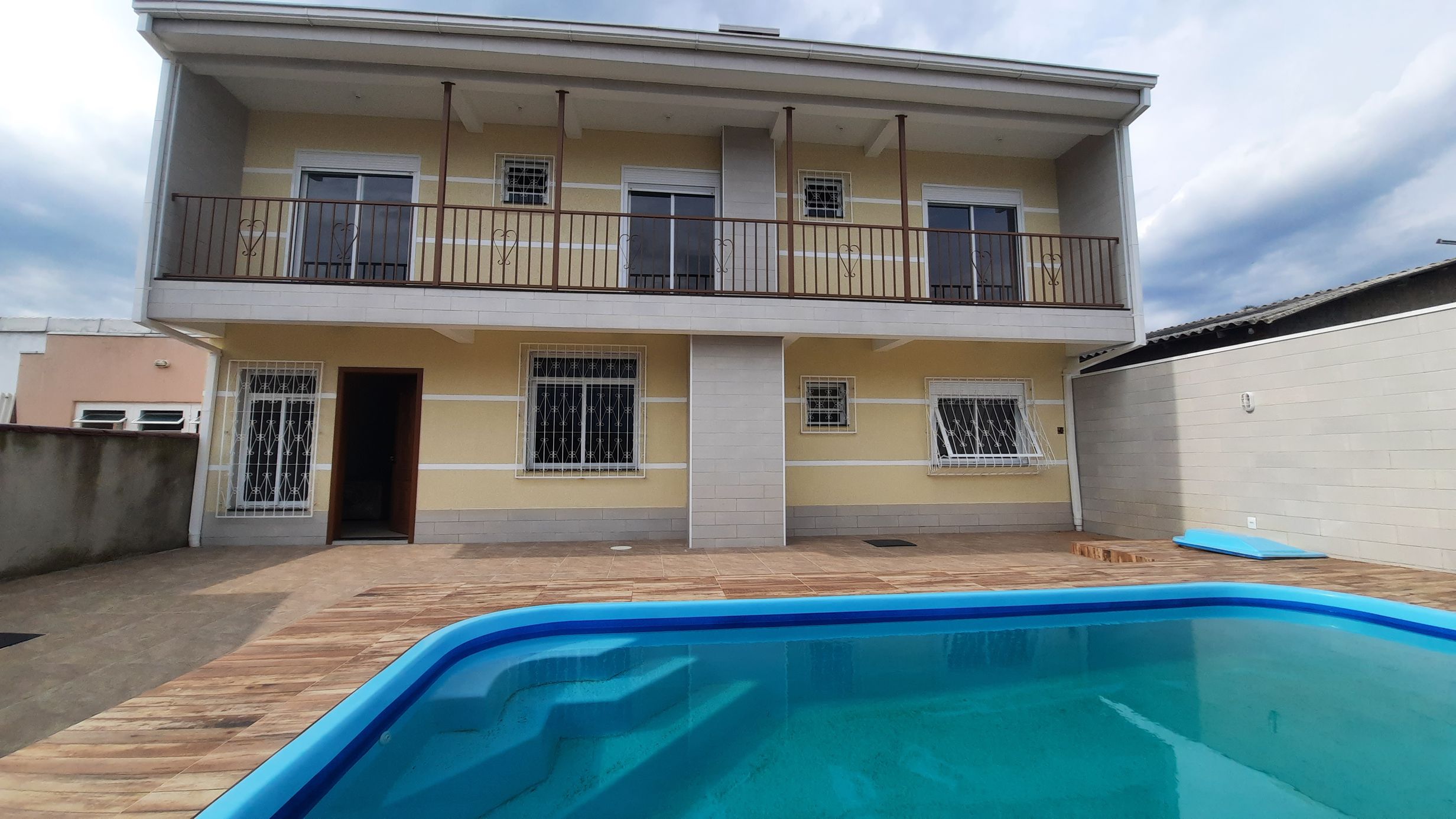 Sobrado 4 quartos à venda, 178m², Jardim dos Lagos - Guaíba