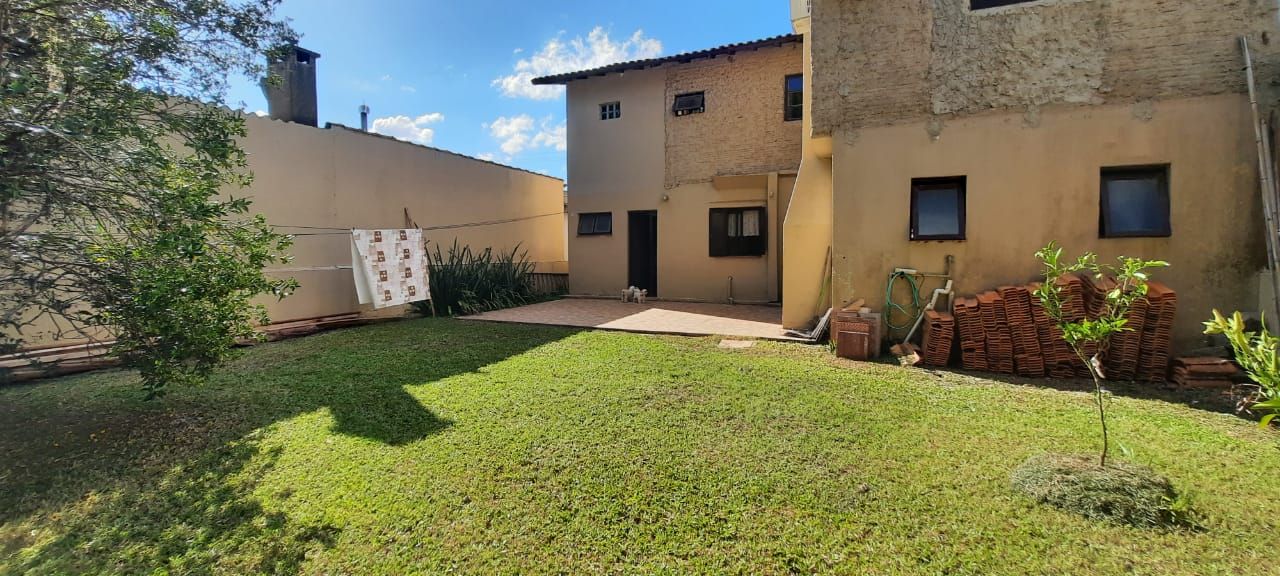 Sobrado 4 quartos à venda, 200m², Centro - Guaíba