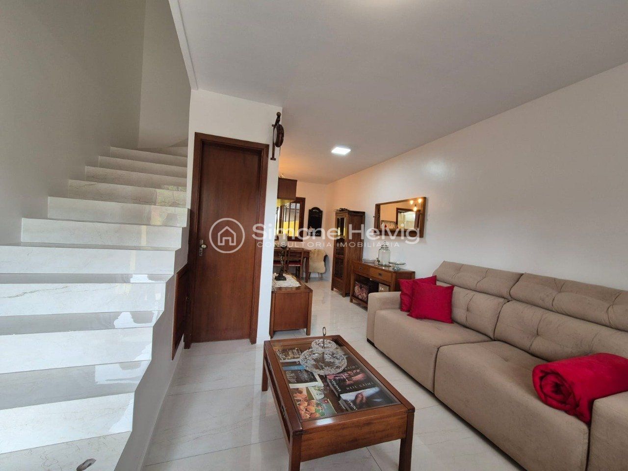 Sobrado 2 quartos para alugar, 69m², Florida - Guaíba