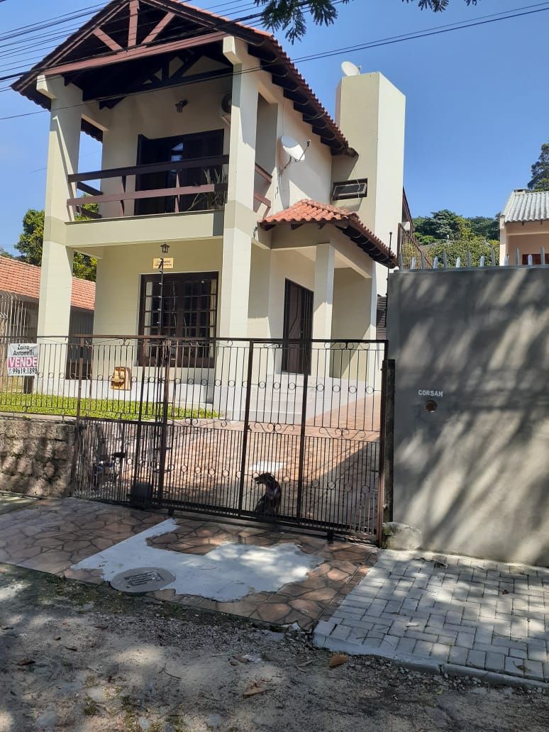 Sobrado 3 quartos à venda, 171m², Centro - Guaíba