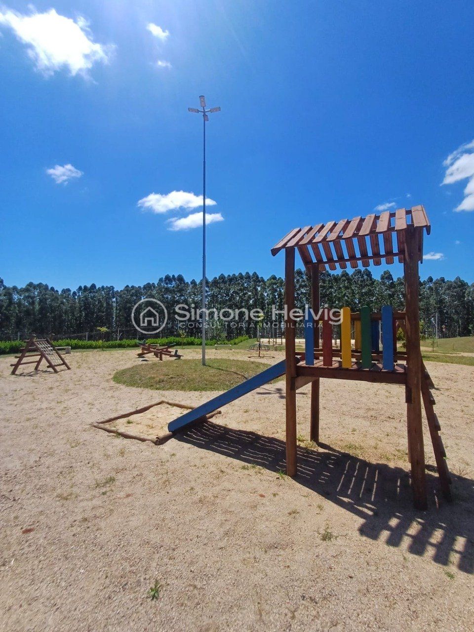 Terreno à venda, 200m², Altos do Lago - Guaíba