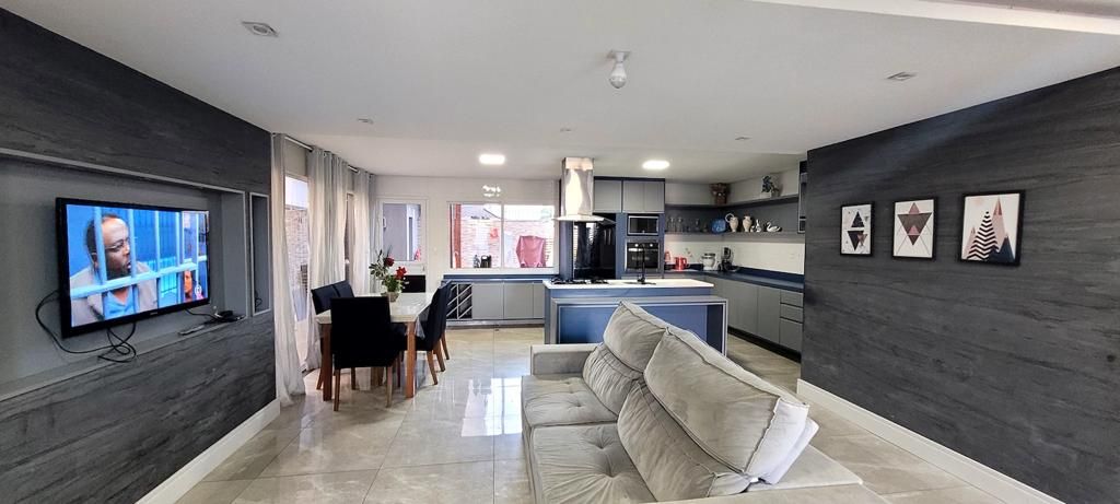 Sobrado 3 quartos à venda, 170m², Centro Novo - Eldorado do Sul