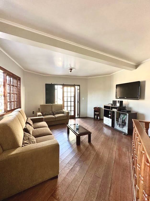 Sobrado 3 quartos à venda, 159m², Centro - Guaíba
