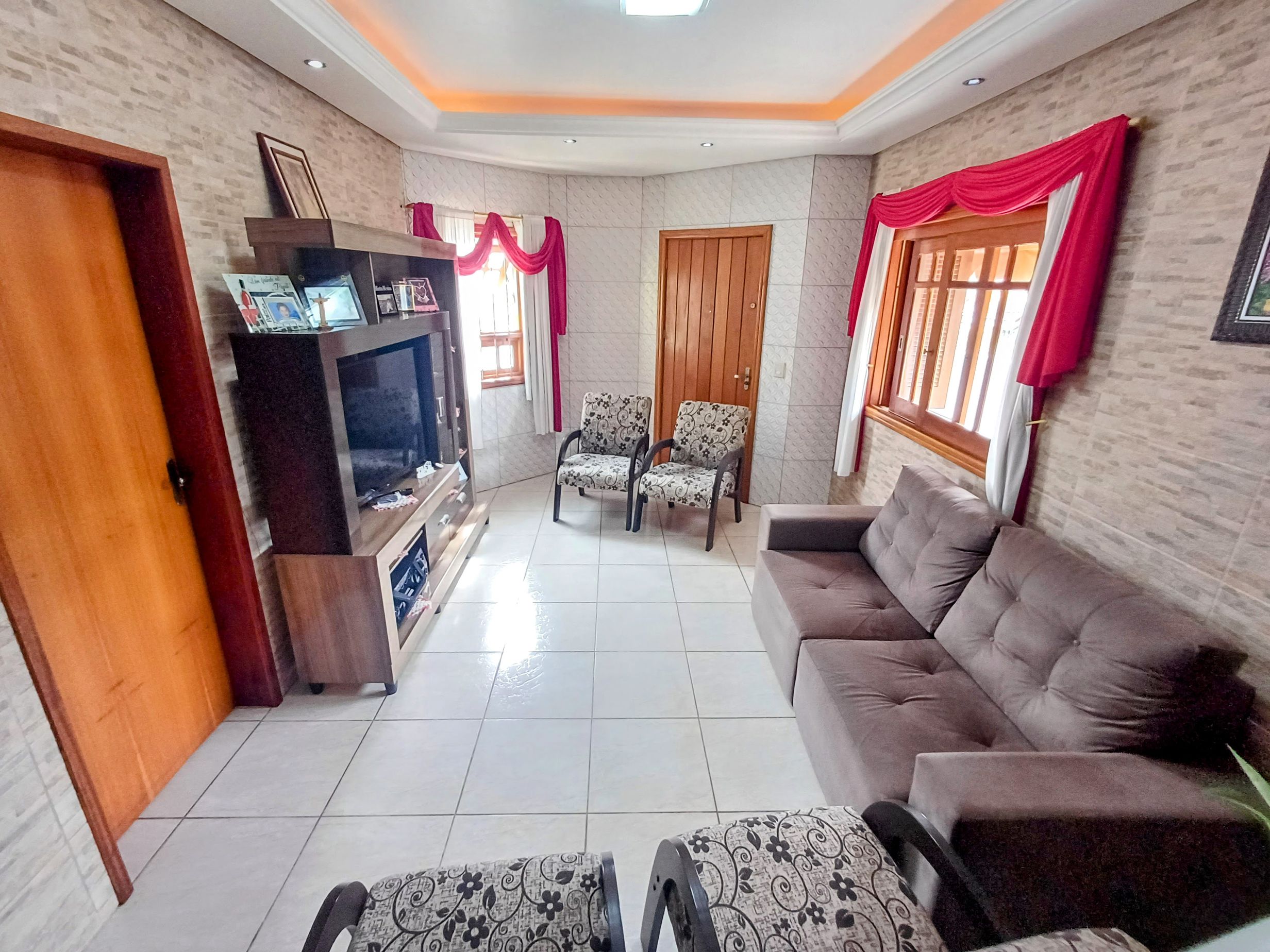 Sobrado 4 quartos à venda, 180m², Santa Rita - Guaíba
