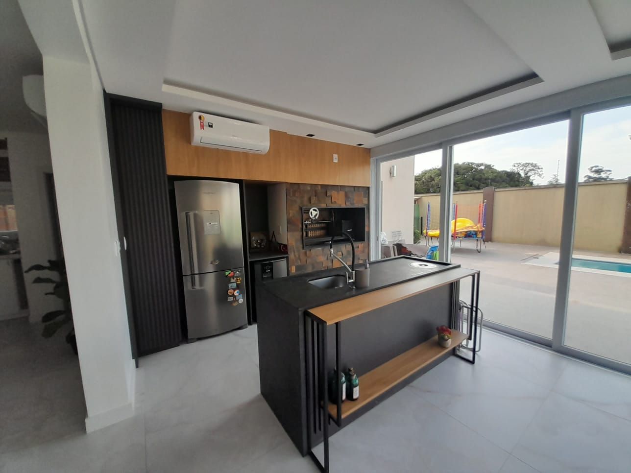 Casa em Condomínio 4 quartos à venda, 303m², Sans Souci - Eldorado do Sul