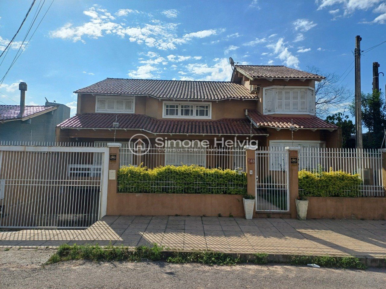 Sobrado 4 quartos à venda, 253m², Centro - Guaíba