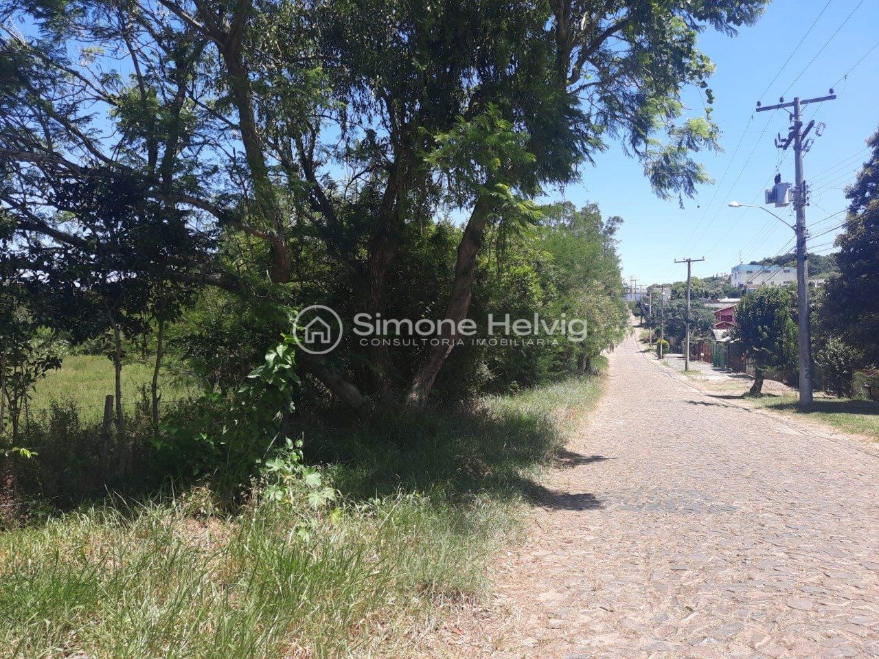 Terreno à venda, 930m², Centro - Guaíba