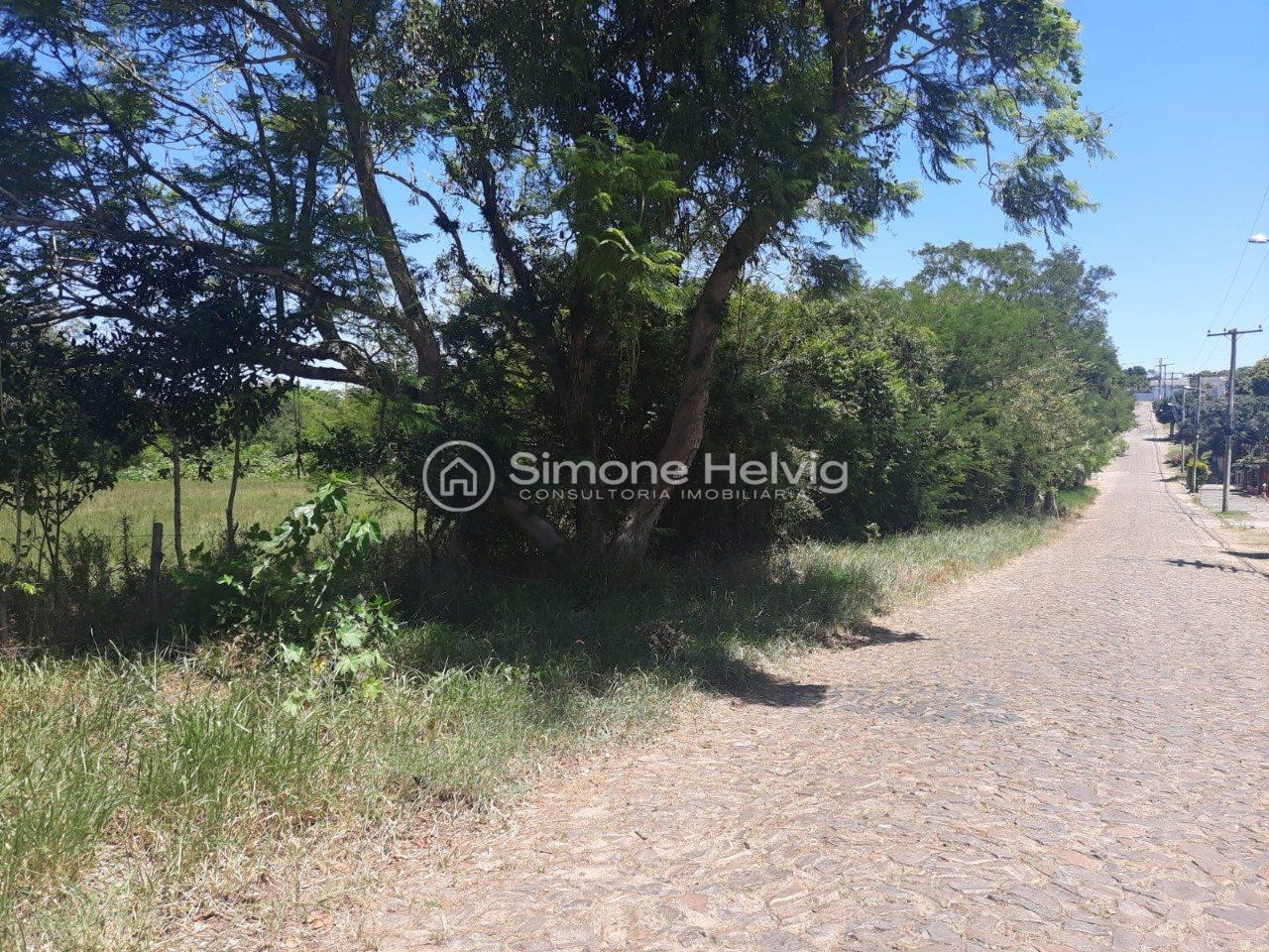 Terreno à venda, 930m², Centro - Guaíba