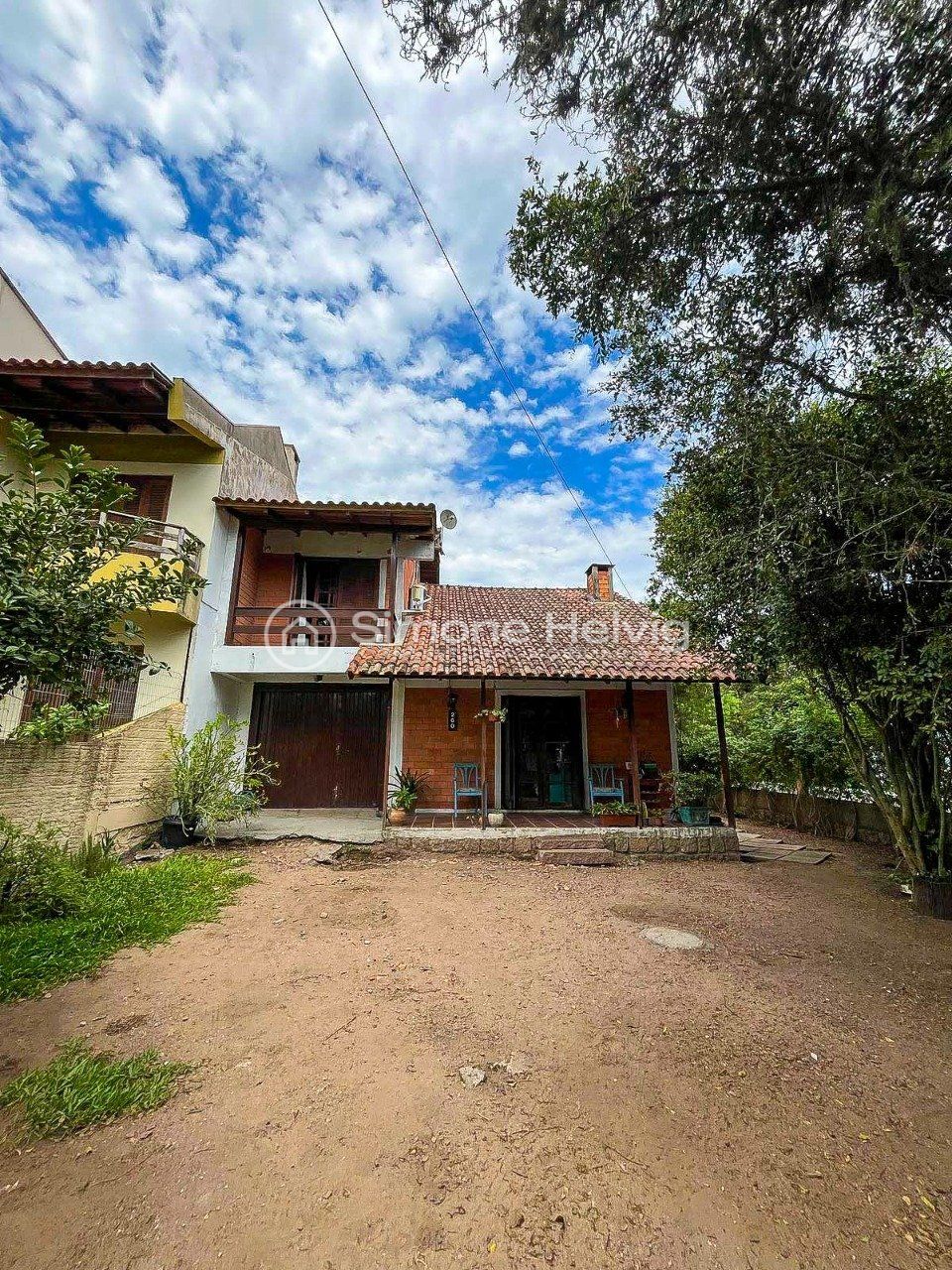 Sobrado 3 quartos à venda, 151m², Florida - Guaíba