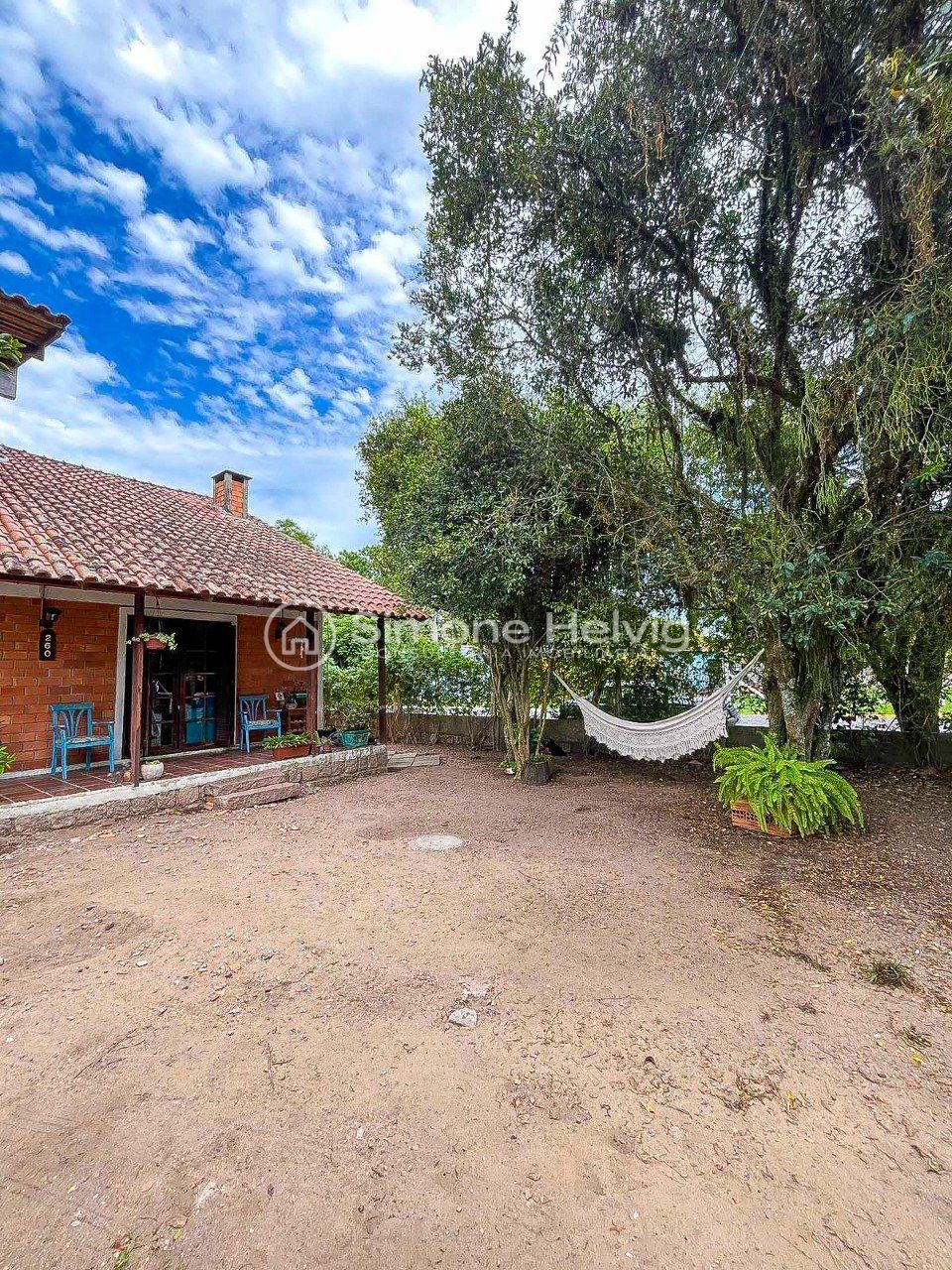 Sobrado 3 quartos à venda, 151m², Florida - Guaíba