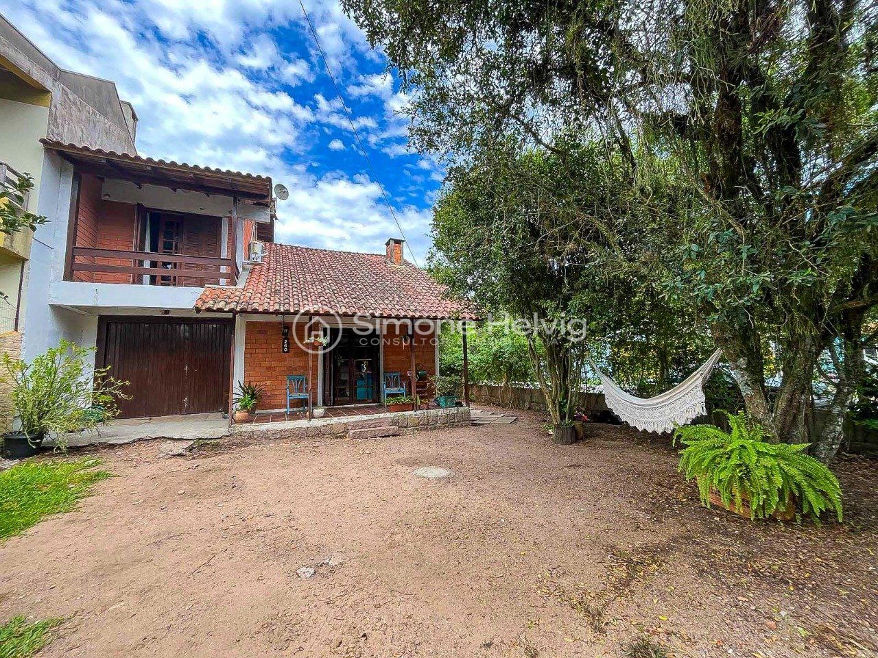 Sobrado 3 quartos à venda, 151m², Florida - Guaíba