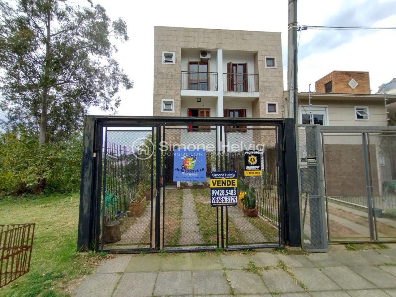 Sobrado 4 quartos à venda, 220m², Aberta Dos Morros - Porto Alegre